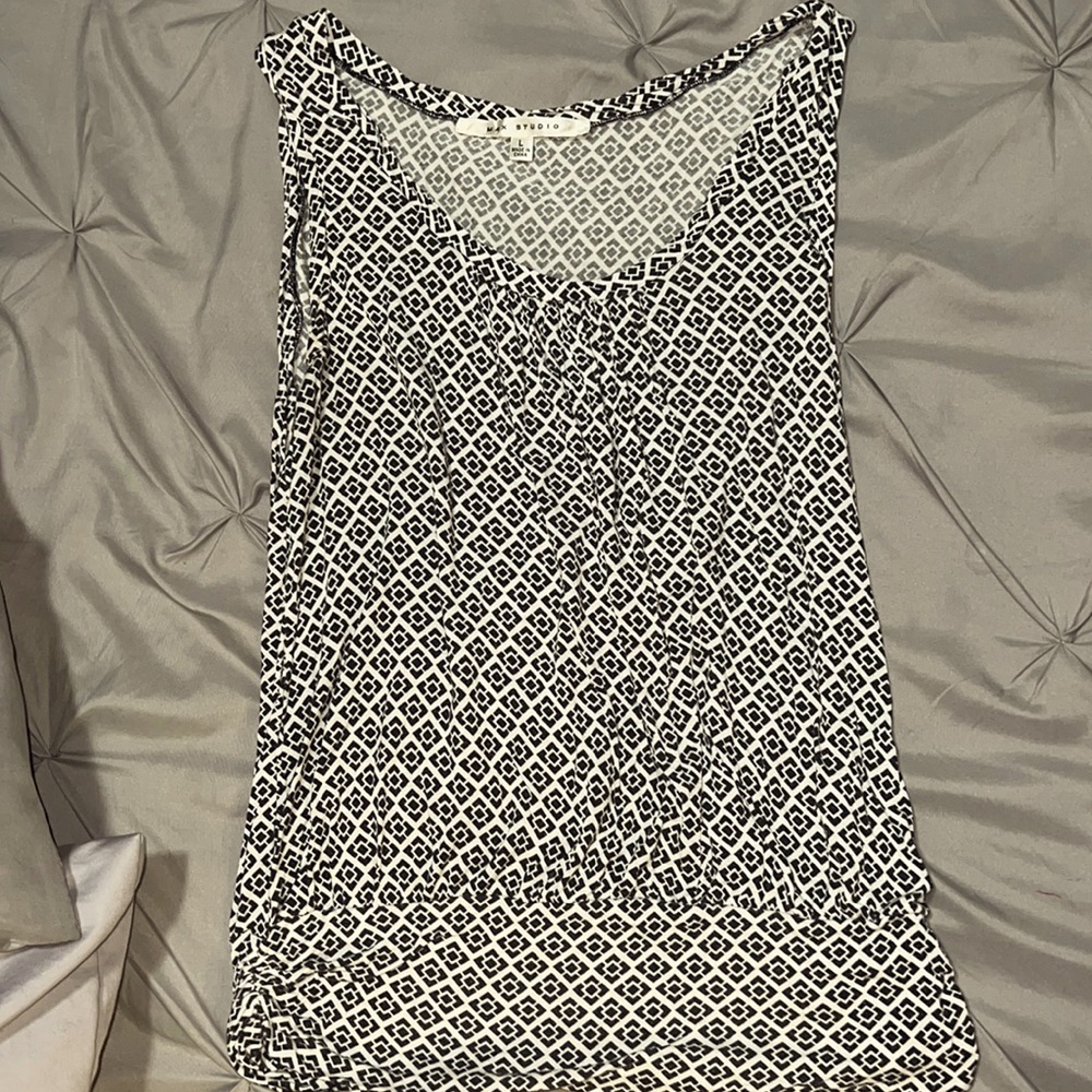 Max studio tank top